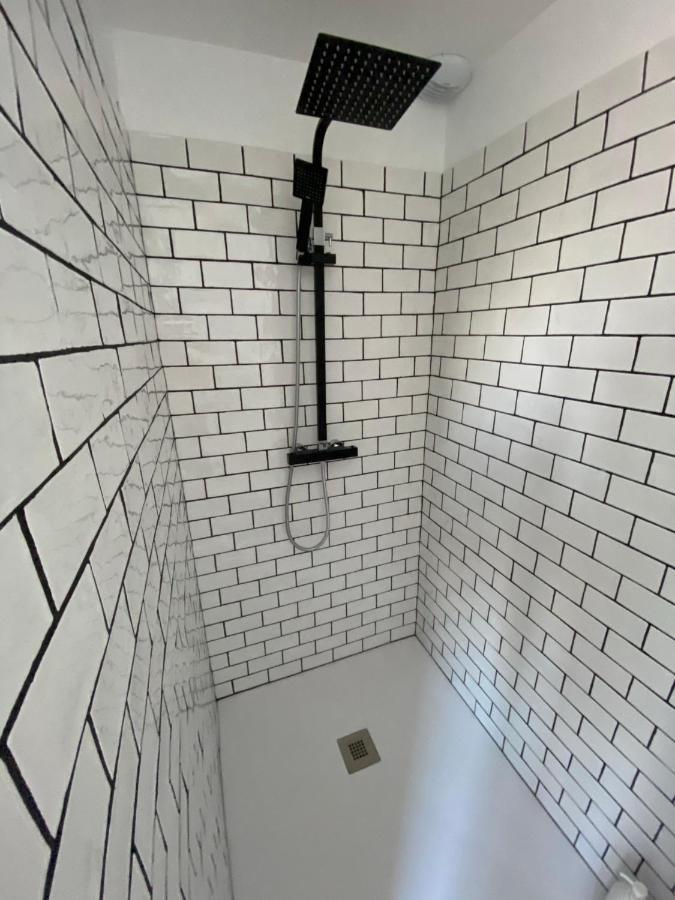 Duplex Proche Gare Vue Tour Perret Avec Parking Gratuit Apartment อาเมียงส์ ภายนอก รูปภาพ